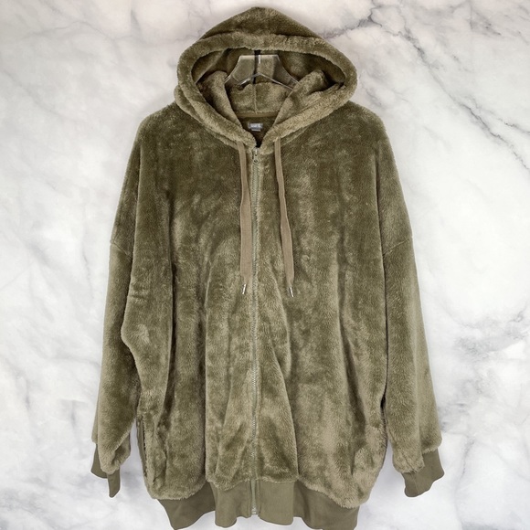 aerie Jackets & Blazers - Aerie Oversized Faux Fur Teddy Full Zip Hoodie Jacket Olive Green Plus XXL 2X